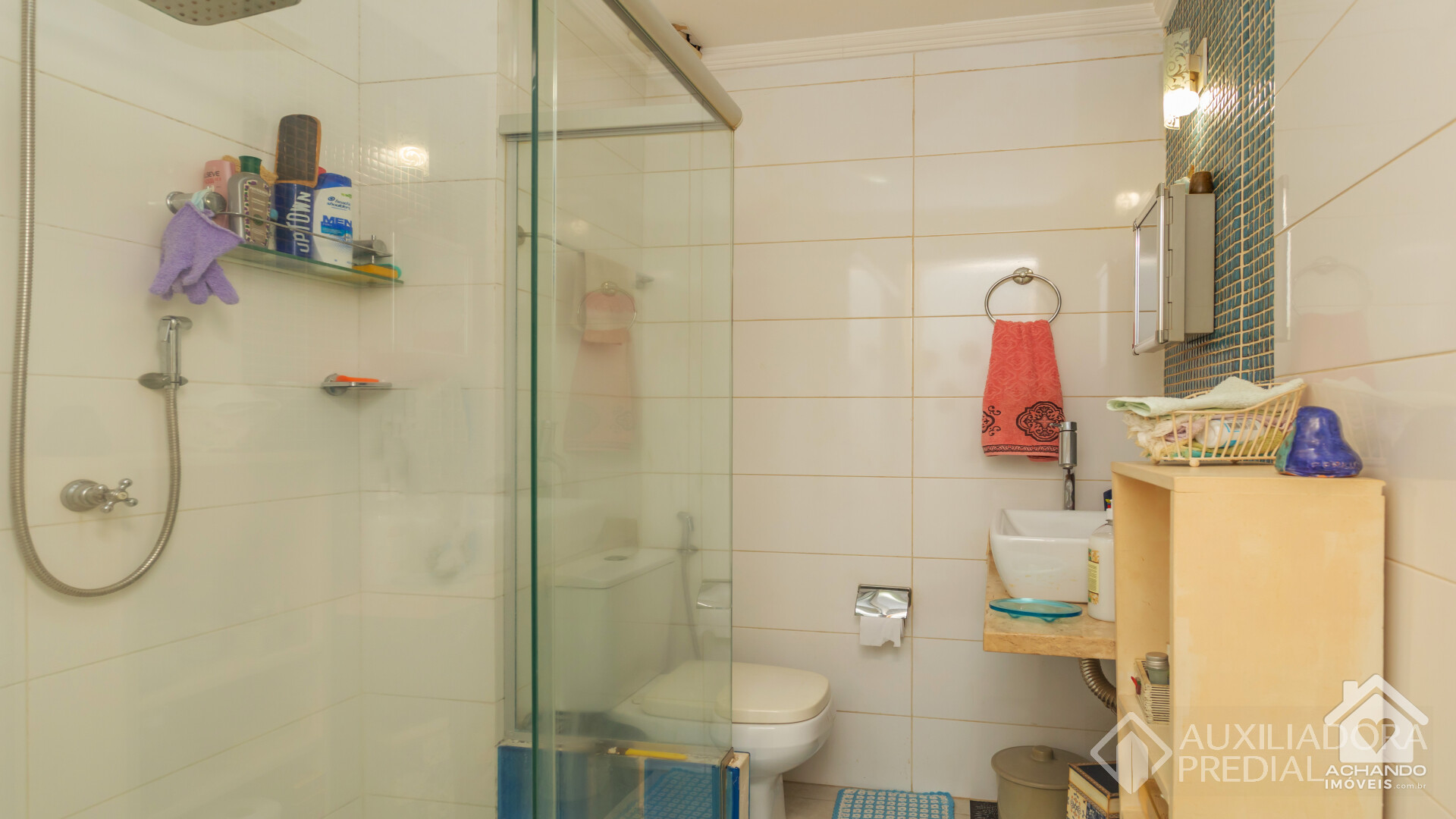 Apartamento no  Bom Fim de 2 dormitórios 84m2