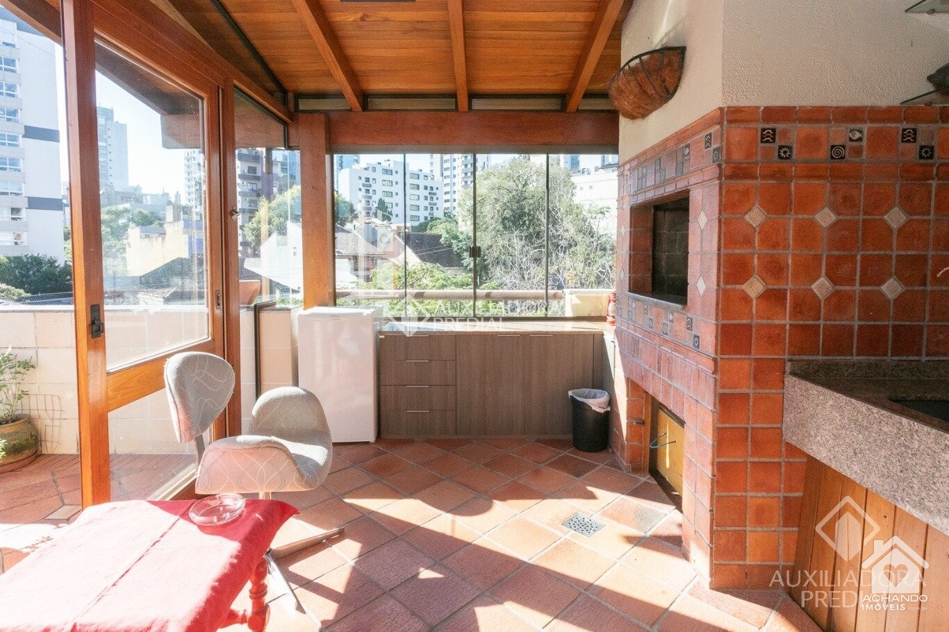 Cobertura de 3 quartos e 2 vagas de garagem no bairro Petrópolis - Porto Alegre