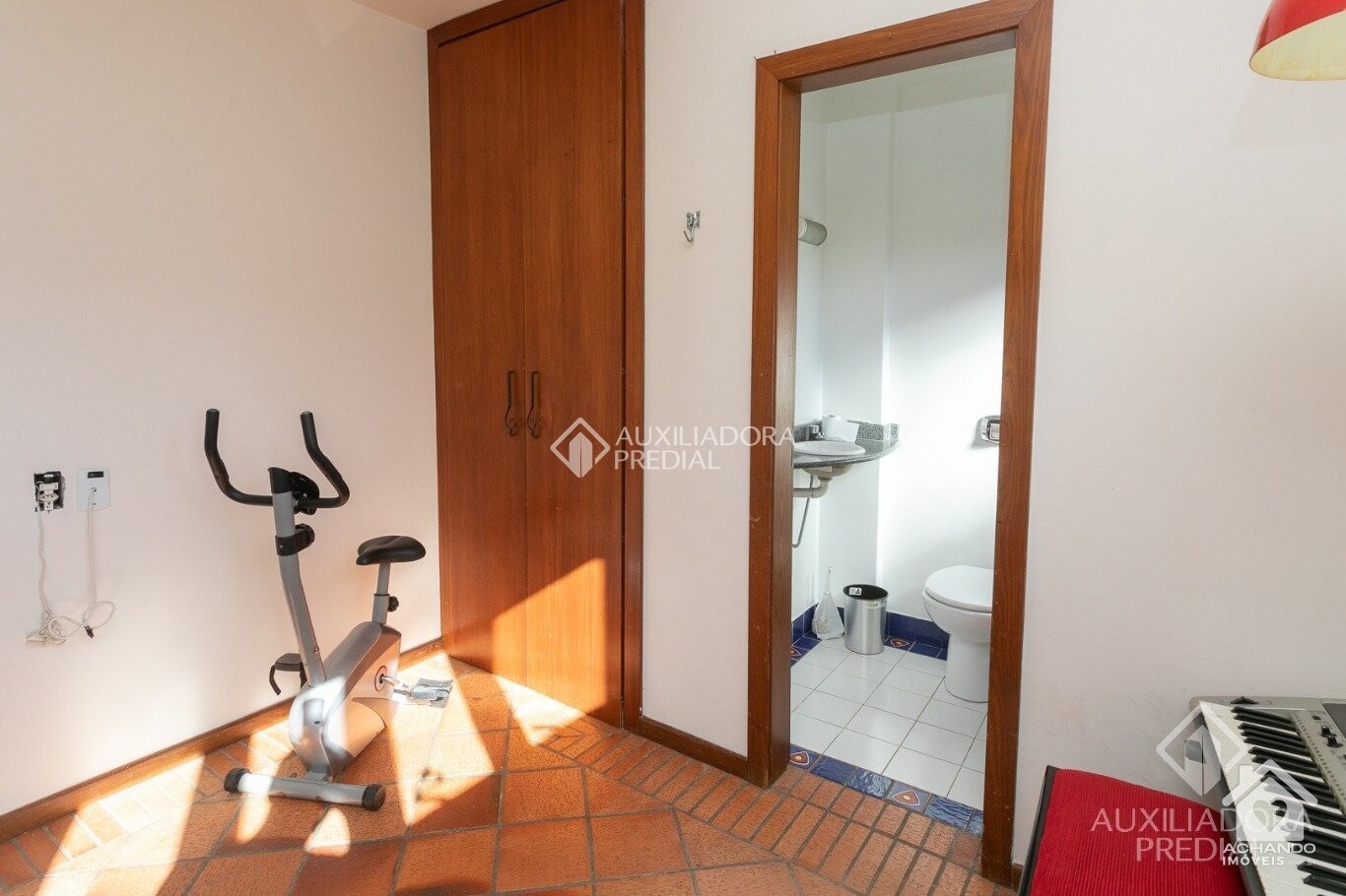 Cobertura de 3 quartos e 2 vagas de garagem no bairro Petrópolis - Porto Alegre