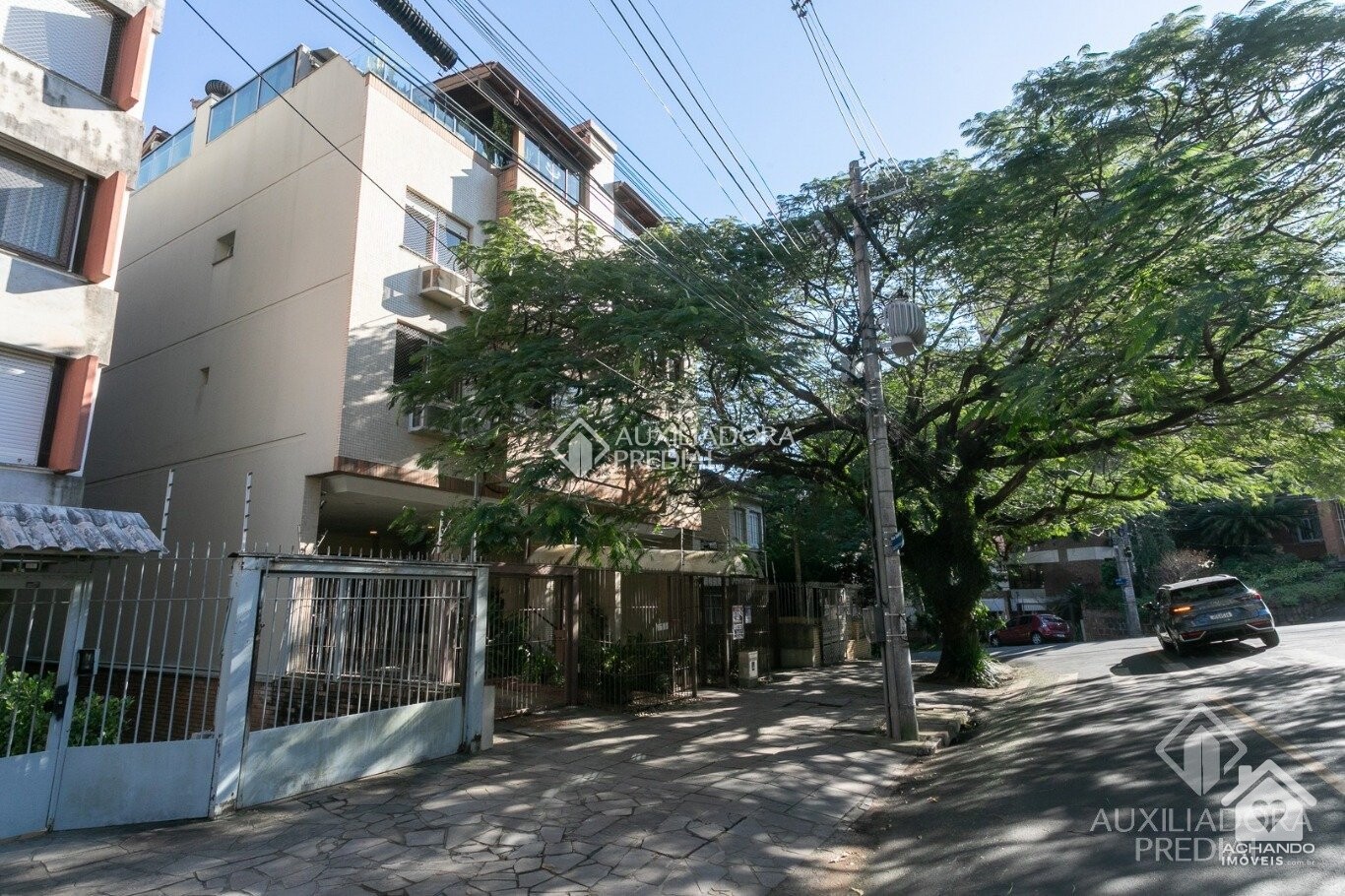 Cobertura de 3 quartos e 2 vagas de garagem no bairro Petrópolis - Porto Alegre